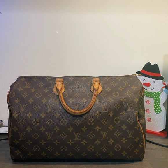 ✨SOLD✨AUTHENTIC LOUIS VUITTON SPEEDY 40✨ - Picture 2 of 10